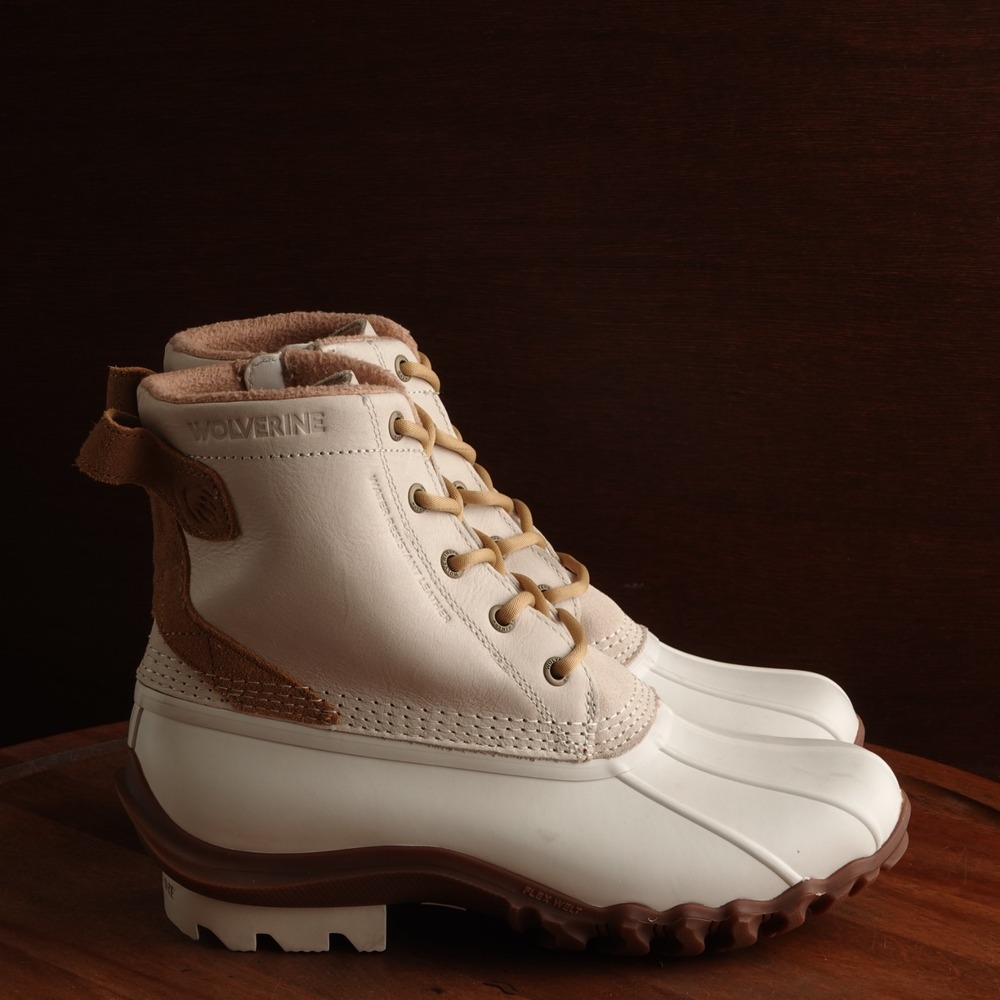 Wolverine Boots WMS SZ 9M Ivory Torrent Duck Water Resistant Leather Rain Chore